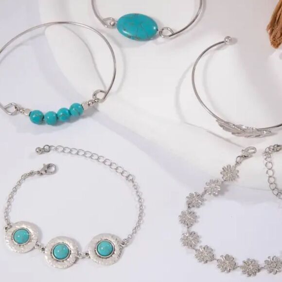 Beautiful set of 5 silver and turquoise jewelry. Accent and‎ mix and match. NEW. - Picture 4 of 7